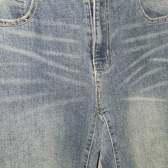 Red Star Womans Capri Jeans Size 8 - Picture 4 of 12